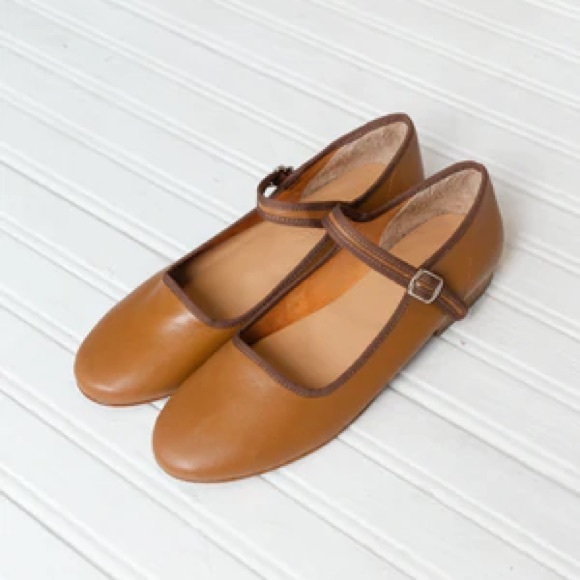 Caron Callahan Ellie Mary Jane in Cognac 39 - Picture 2 of 7